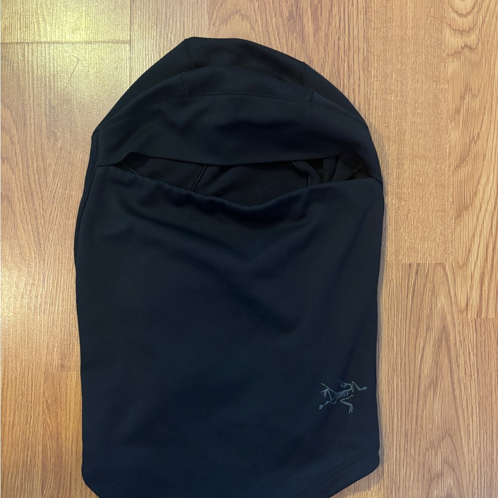 Arc'teryx Black Motus Balaclava